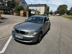 Grau Gebraucht 2008 BMW 120 Kleinwagen | 4.000 € (Fairer Preis)