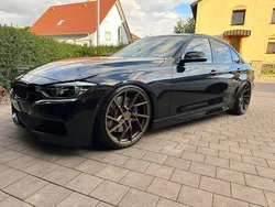 Schwarz Gebraucht 2016 BMW 340 Performance Limousine | 38.900 €