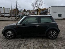 Schwarz Gebraucht 2004 Mini Cooper Kleinwagen | 1.600 € (Fairer Preis)