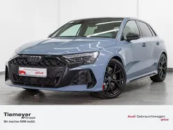 Grau Gebraucht 2024 Audi RS3 Sportback Comfort Kleinwagen | 66.880 €