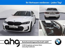 Weiß Gebraucht 2024 BMW 318 M Sport Limousine | 36.750 € (Fairer Preis)