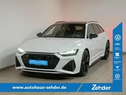 Weiß(metallic) Gebraucht 2022 Audi RS6 Ambiente Kombi | 119.908 €