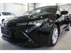 Black mica / ink Gebraucht 2021 Toyota Corolla Limousine | 21.300 € (Guter Preis)