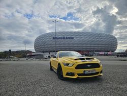 Gelb Gebraucht 2017 Ford Mustang Coupé | 21.900 € (Guter Preis)