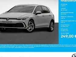 Pure white Gebraucht 2022 VW Golf VIII GTE Limousine | 22.327 € (Superpreis)