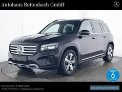 Mercedes GLB220