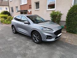 Grau Gebraucht 2022 Ford Kuga ST-Line X SUV | 26.500 € (Fairer Preis)
