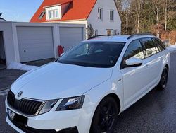 Weiß Gebraucht 2017 Skoda Octavia Drive Kombi | 7.900 € (Guter Preis)