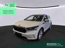 Moonweiss metallic Gebraucht 2022 Skoda Enyaq iV Lounge SUV | 31.430 € (Fairer Preis)
