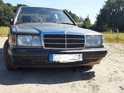 Grau Gebraucht 1992 Mercedes 190 Limousine | 7.100 €