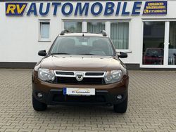 Braun Gebraucht 2013 Dacia Duster Lauréate SUV | 6.999 € (Fairer Preis)