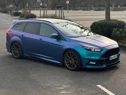 Andere außenfarben Gebraucht 2016 Ford Focus ST Kombi | 13.400 € (Fairer Preis)