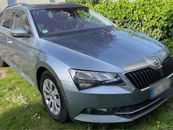 Silber Gebraucht 2017 Skoda Superb Kombi | 10.900 € (Fairer Preis)