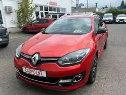 Rot Gebraucht 2016 Renault Mégane III Bose Edition Limousine | 7.950 € (Fairer Preis)