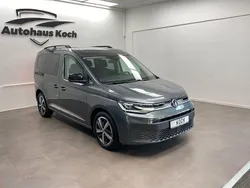 Indiumgrau Gebraucht 2021 VW Caddy Edition Van / Kleinbus | 26.900 € (Guter Preis)