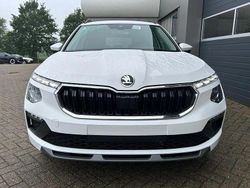 Weiß Neu 2025 Skoda Kamiq Selection SUV | 29.990 € (Fairer Preis)