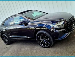 Schwarz (metallic) Gebraucht 2021 Audi Q8 S-Line SUV | 57.750 € (Superpreis)