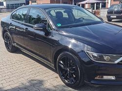 Schwarz Gebraucht 2015 VW Passat Trendline Limousine | 11.490 € (Fairer Preis)