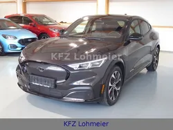 Grau Gebraucht 2022 Ford Mustang Mach-E SUV | 44.790 € (Fairer Preis)