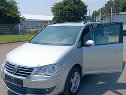 Silber Gebraucht 2008 VW Touran United Van / Kleinbus | 2.950 € (Fairer Preis)