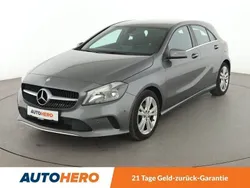Grau Gebraucht 2016 Mercedes A180 Urban Limousine | 14.730 € (Fairer Preis)