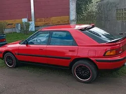 Rot Gebraucht 1991 Mazda 323F Coupé | 15.000 €