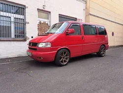 Rot Gebraucht 2002 VW T4 Van | 13.499 € (Teuer)