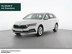 Weiß Gebraucht 2022 Skoda Octavia Style Kombi | 18.760 € (Guter Preis)