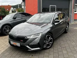 Graphite grey Gebraucht 2023 Skoda Octavia RS Kombi | 34.990 € (Etwas zu teuer)