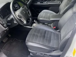 Weiß Gebraucht 2020 Mitsubishi Outlander P-HEV Spirit SUV | 23.900 € (Fairer Preis)