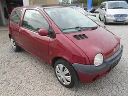 Rot metallic Gebraucht 2002 Renault Twingo Initiale Kleinwagen | 1.750 € (Fairer Preis)