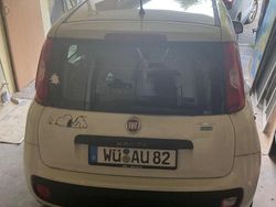 Weiß Gebraucht 2015 Fiat Panda Easy Kleinwagen | 5.999 € (Guter Preis)