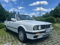 Weiß Gebraucht 1990 BMW 316 Limousine | 5.000 €