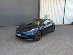 Blau Gebraucht 2022 Tesla Model 3 Limousine | 26.000 € (Guter Preis)