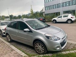 Silber Gebraucht 2011 Renault Clio GrandTour Kombi | 4.800 €