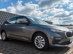 Graphitegrau metallic (metallic) Gebraucht 2024 Skoda Scala Selection Kleinwagen | 19.490 € (Guter Preis)
