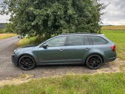 Grau Gebraucht 2016 Skoda Octavia vRS Kombi | 10.500 € (Guter Preis)