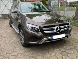 Braun Gebraucht 2016 Mercedes GLC250 SUV | 27.900 € (Fairer Preis)