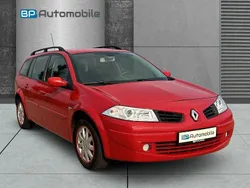 Rot Gebraucht 2007 Renault Mégane II Limousine | 3.990 € (Teuer)