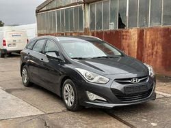 Grau Gebraucht 2014 Hyundai i40 Edition Kombi | 5.990 € (Guter Preis)