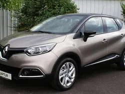 Grau schwarzes dach (metallic) Gebraucht 2014 Renault Captur Luxe SUV | 7.800 € (Guter Preis)