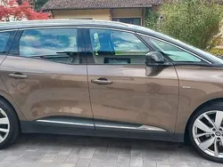Braun Gebraucht 2018 Renault Grand Scénic IV LIMITED Van / Kleinbus | 15.250 € (Fairer Preis)