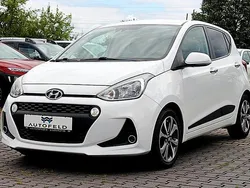 Weiß Gebraucht 2017 Hyundai i10 Kleinwagen | 7.950 € (Fairer Preis)