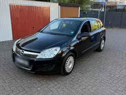 Schwarz Gebraucht 2009 Opel Astra Eco Kleinwagen | 1.750 € (Guter Preis)