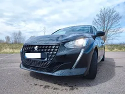 Schwarz Gebraucht 2019 Peugeot 208 Allure Kleinwagen | 9.000 € (Superpreis)