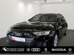 Mythosschwarz metallic Gebraucht 2022 Audi A4 Ambiente Kombi | 33.880 € (Etwas zu teuer)