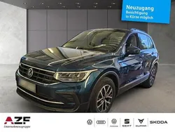 Blau Gebraucht 2022 VW Tiguan Life SUV | 26.890 € (Superpreis)