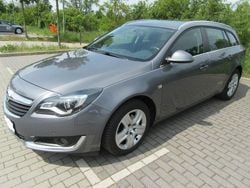 Grau Gebraucht 2016 Opel Insignia Selection Kombi | 8.750 € (Fairer Preis)