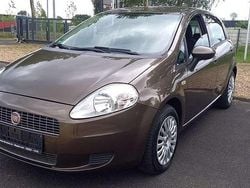 Braun Gebraucht 2009 Fiat Grande Punto Kleinwagen | 1.850 € (Fairer Preis)