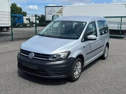 Grau Gebraucht 2021 VW Caddy Van / Kleinbus | 13.000 € (Guter Preis)